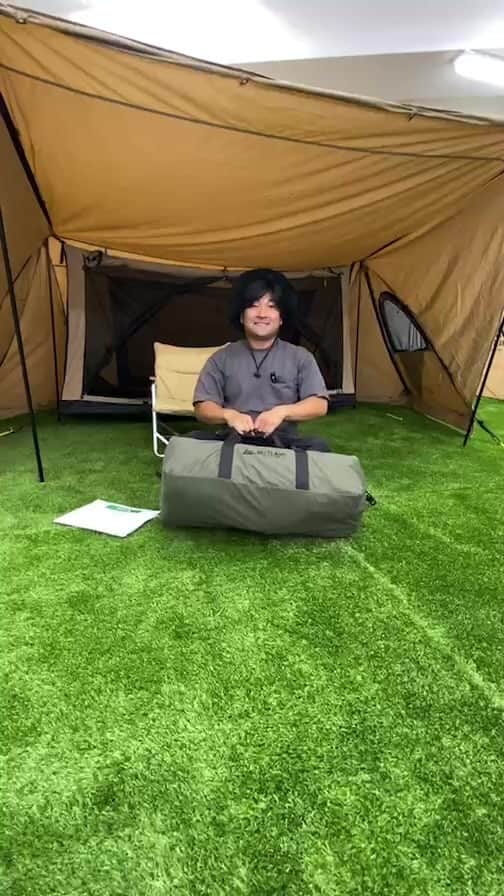のインスタグラム：「※冒頭30秒ほど機材トラブルのため、音声が入っておりません。スキップしてご覧いただくようお願いいたします🙇‍♂️  9月9日（土）発売「TCパップテント ソロ」を詳しく解説🔅 発売日から2023年9月15日（金）23:59まで発売キャンペーンをVASTLAND Amazon店＆VASTLAND 楽天市場店にて開催します🙌 ぜひチェックしてみてください✅  #VASTLAND #ヴァストランド #TCパップテント #テント #キャンプ #キャンプギア #CAMP」