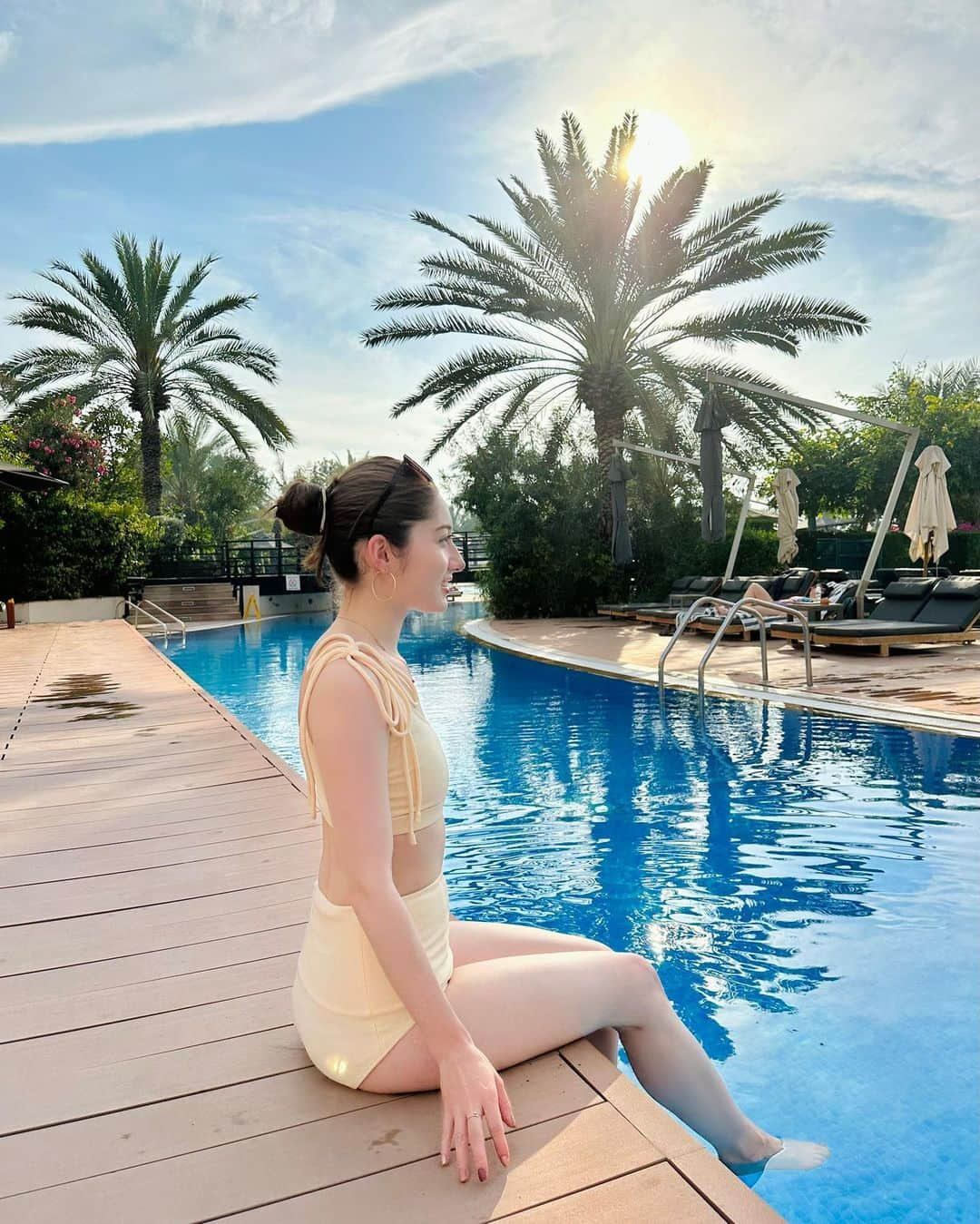 ティファニー春香さんのインスタグラム写真 - (ティファニー春香Instagram)「.  夏が終わってしまう前に 夏らしい投稿を..🌴🍹✨  ここ数日間ほんのり秋の気配を 感じるようになったけれど、 週末からまた残暑が復活するみたいですね..！  引き続き暑さに気を付けて、 頑張っていきましょう☺︎✨  #summer」9月8日 20時19分 - tiffanyharuka