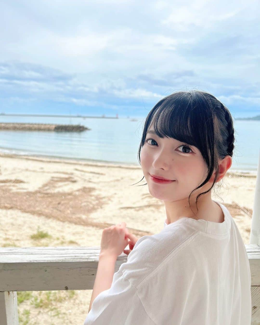 のインスタグラム：「⁡ 9月になると 夏の終わりを感じるね😌 ⁡」