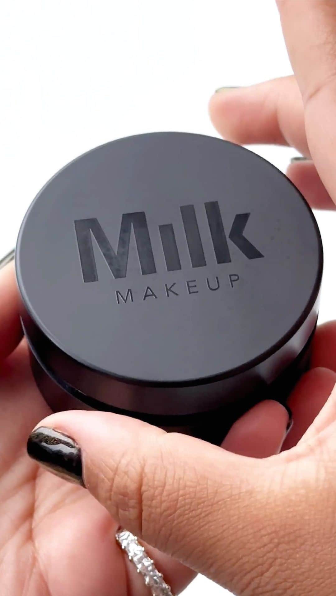 Milk Makeupのインスタグラム