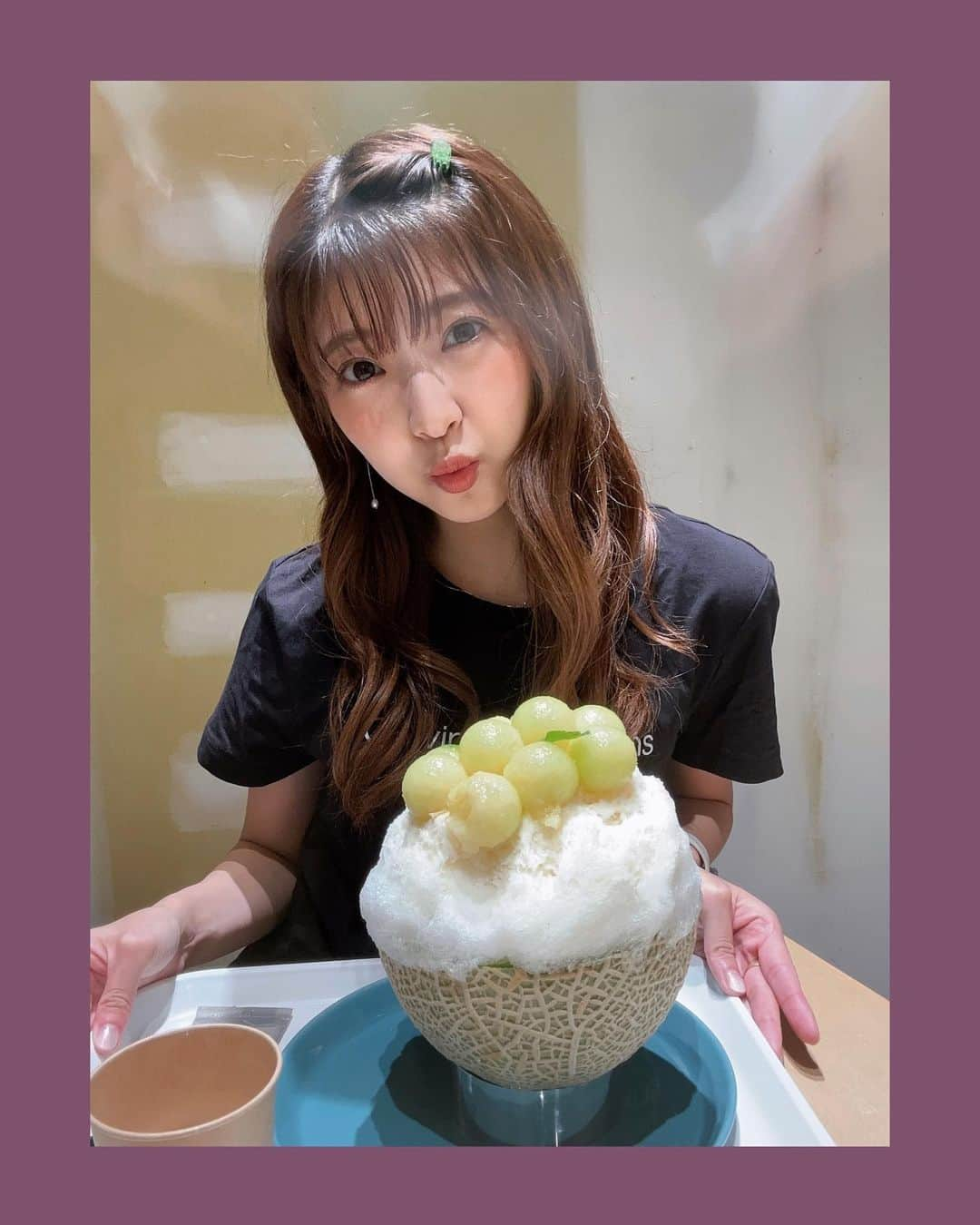 内藤もゆののインスタグラム：「⁡ ⁡ ⁡ ⁡ 君に、めろめろ〜メロン🍈💚! 今年も大好きなメロンかき氷食べたから大満足🤍🧊 メロンの底が見えるまで完食😋 ⁡ ⁡ ⁡ ⁡ ⁡ #𝑐𝑜𝑑𝑒  #𝑜𝑜𝑡𝑑  #はっぴーすまいる  #ℎ𝑎𝑝𝑝𝑦𝑠𝑚𝑖𝑙𝑒  #とぅいんくる #𝑇𝑤𝑖𝑛𝑘𝑙𝑒 #もゆふぁむ  #𝑓𝑜𝑙𝑙𝑜𝑤𝑚𝑒 #2023 #𝑠𝑒𝑝𝑡𝑒𝑚𝑏𝑒𝑟 #最高𝐾𝑂 #堀内果実園  #かき氷」