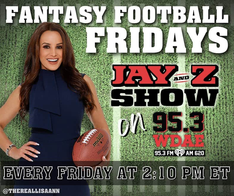 リサ・アンさんのインスタグラム写真 - (リサ・アンInstagram)「#fantasyfootballfridays   9:40a et: @sportsradio610  10:05a et: @tma_stl  12:30p et: @espnchattanooga  2:10p et: @953wdae   #fantasyfootball #sportsradio #thereallisaann」9月8日 22時33分 - thereallisaann