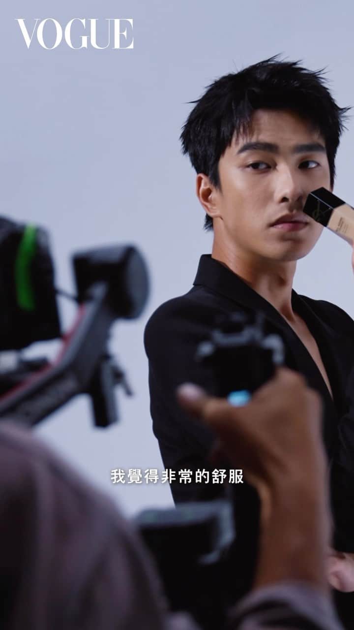 Vogue Taiwan Officialさんのインスタグラム動画 - (Vogue Taiwan OfficialInstagram)「身為 ...