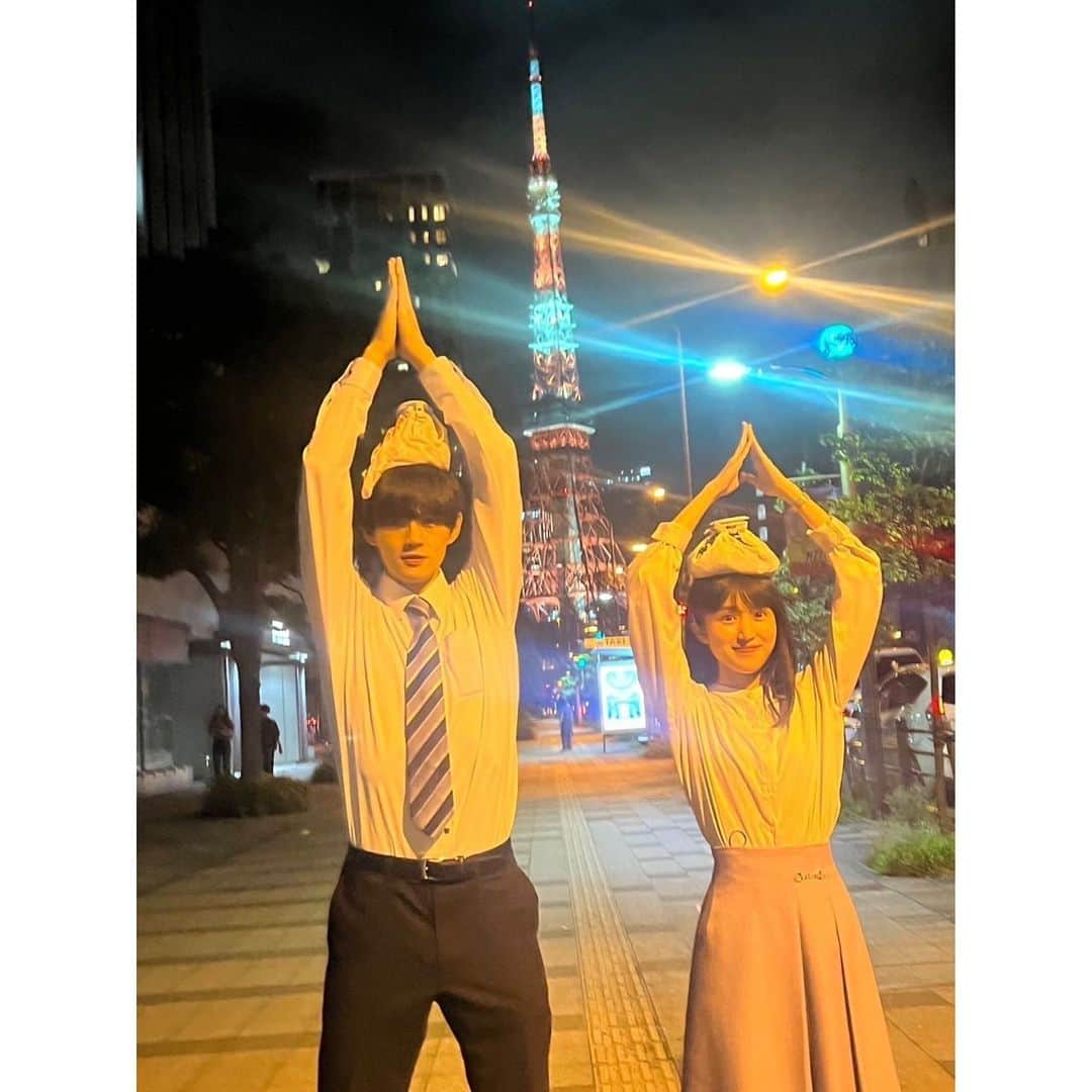 佐野勇斗さんのインスタグラム写真 - (佐野勇斗Instagram)「.  ガクリン東京タワー🗼3人でも撮ったよ ガクきゅん AIガク ただのガク 馬とガク パンダとガク(葛藤あり  第9話見てくれてありがとう😊 来週最終回か。。さみしいなあ。。  #PR #トリリオンゲーム #福本莉子 #りんりん #ト・リンリン #佐野勇斗 #がくがく #ヒラ・ガク」9月8日 23時18分 - sanohayato_milk