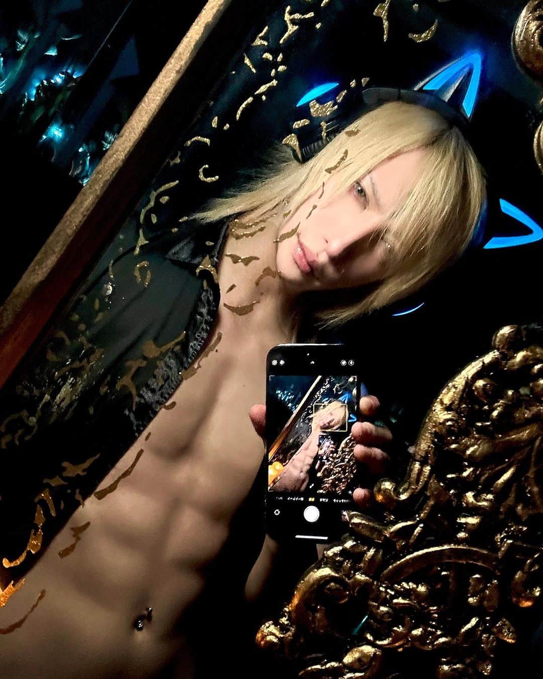 MiA のインスタグラム：「この撮り方流行ってるって本当？」