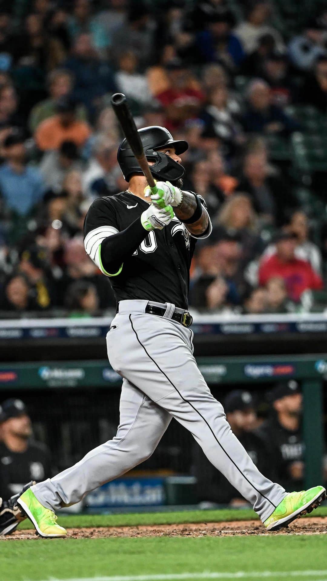 シカゴ・ホワイトソックスのインスタグラム：「Yoán Moncada has homered in three straight games for the first time in his career. 😤」
