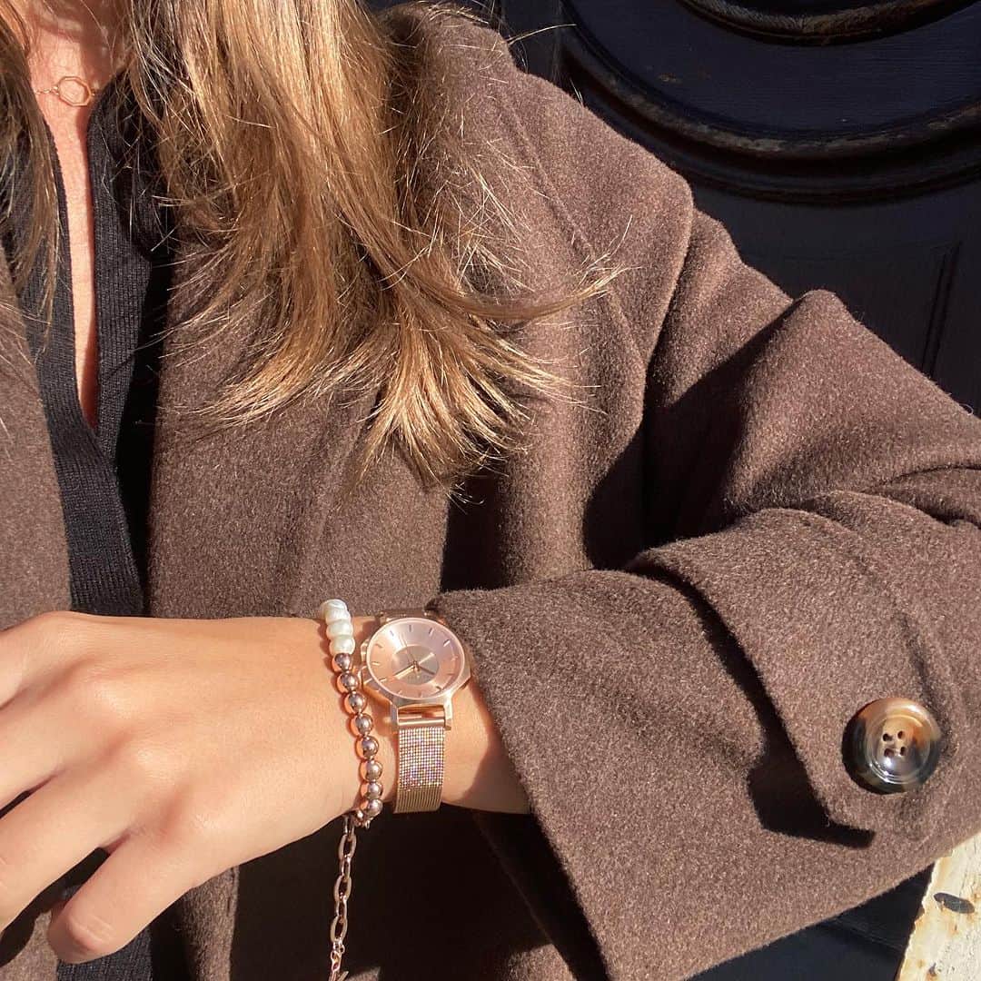 KLASSE14のインスタグラム：「Okto collection and Duality Sphere bracelet is the perfect match for this Autumn. Don’t miss out the bundle offer🎁 #klasse14 #ordinarilyjnique #watch #bracelet #pearl #ootd」