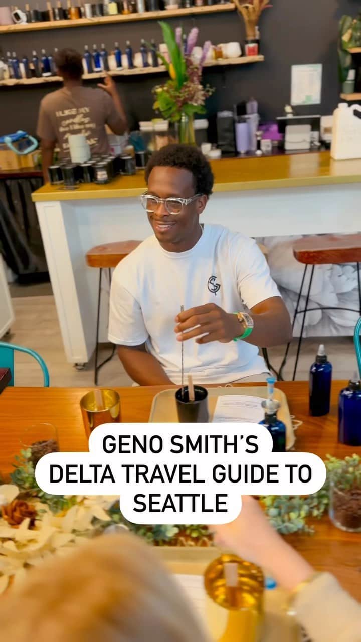デルタ航空のインスタグラム：「Fly across Seattle with @Seahawks QB Geno Smith and explore some of his favorite spots in the Emerald City.」