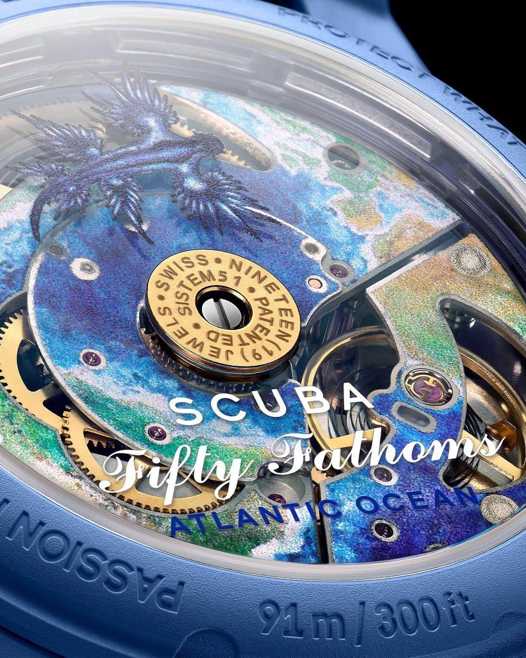 Swatchさんのインスタグラム写真 - (SwatchInstagram)「Featuring a secured rotating bezel, the ocean-inspired models in the Bioceramic Scuba Fifty Fathoms Collection merge the world of diver’s watches with our fun design philosophy.   Featured here: the ATLANTIC OCEAN  #ScubaFiftyFathoms #BlancpainxSwatch #Swatch」9月9日 2時01分 - swatch