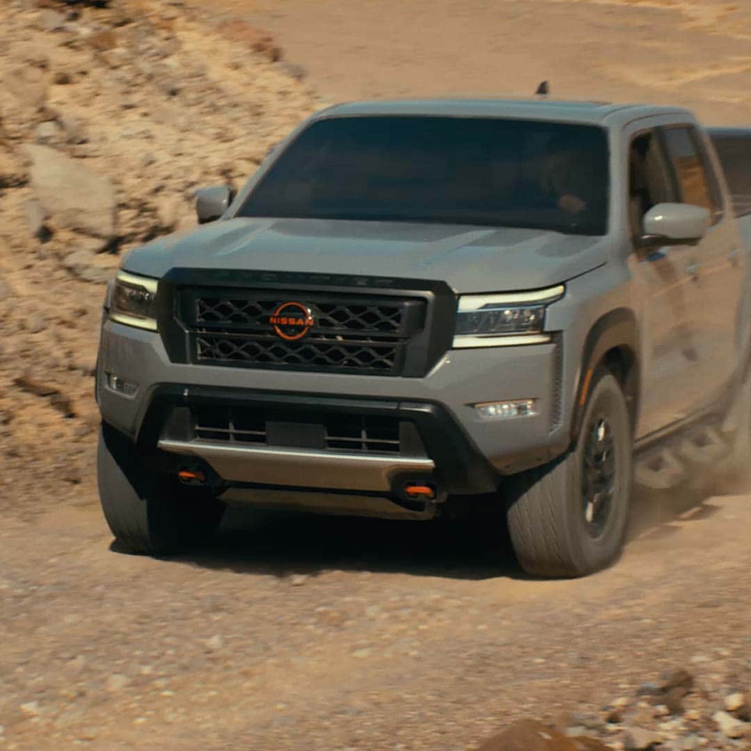 Nissan USA Official Instagram accountのインスタグラム：「Who wants more rugged? #NissanFrontier #NissanRogue #NissanPathfinder」