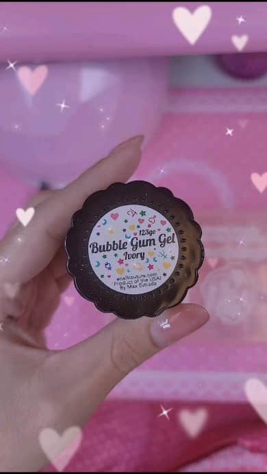 Max Estradaのインスタグラム：「Enailcouture.com new 123go bubble gum gel,  solid glue gel♡ vegan and Hypoallergenic.  Made in America 🇺🇸The moment so many have been waiting for is finally here! Enailcouture.com 123go maximum square is the longest flat boxy square pre made full coverage gel nail in the game. We also dropped xs sculpture square and magical ice hologram stickers☆Enailcouture.com 123go 5XL Coffin nails are the longest full coverage pre made gel nails in the world. They are EVERYTHING, made in America.Enailcouture.com new product drop ♡!~ 123go diy gel and our new charm nail stickers 😍Enailcouture.com made in American ♡!~Enailcouture.com 123go pre made gel nails are the game changer !~ perfect nails every time with no smells or dust!~ long lasting and easy removal , made in America! Enailcouture.com  #ネイル #nailpolish #nailswag #nailaddict #nailfashion #nailartheaven #nails2inspire #nailsofinstagram #instanails #naillife #nailporn #gelnails #gelpolish #stilettonails #nailaddict #nail #💅🏻 #nailtech#nailsonfleek #nailartwow #네일아트 #nails #nailart #notd #makeup #젤네일  #glamnails #nailcolor  #nailsalon #nailsdid #nailsoftheday Enailcouture.com」