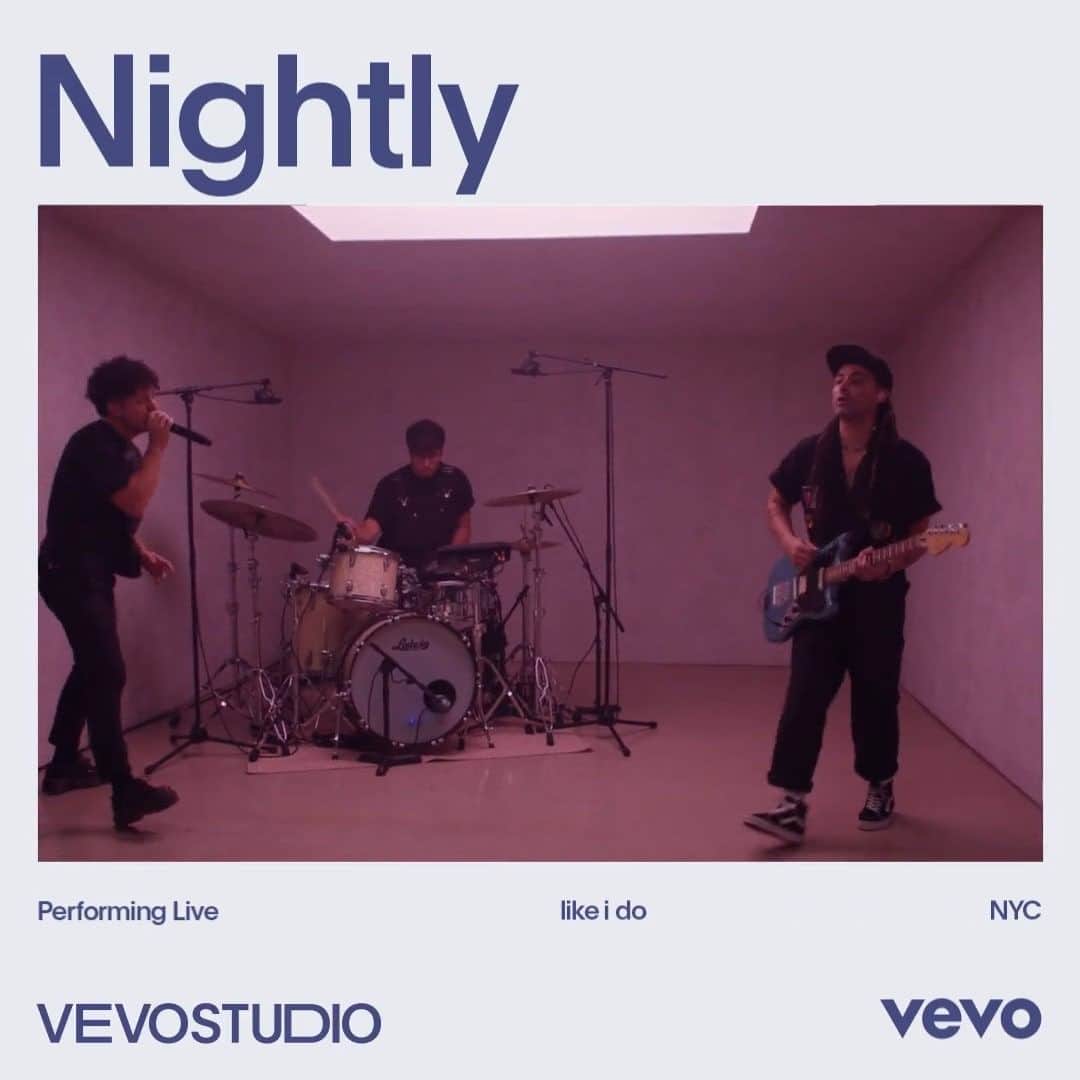 Vevoのインスタグラム：「Nashville pop-rock trio @Nightly heads out on a US tour next month to support its sophomore album 'wear your heart out.' This studio performance of "like i do" will convince you to buy tickets to the closest show.  ⠀⠀⠀⠀⠀⠀⠀⠀⠀ ▶️ [Link in bio]」