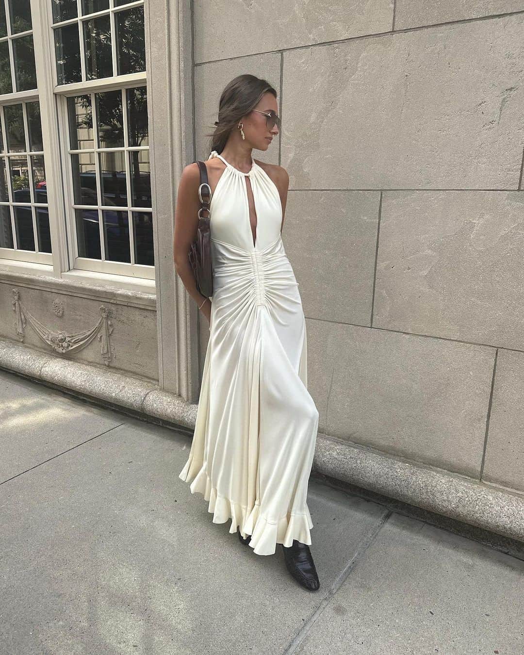 We Wore Whatのインスタグラム：「NYFW in the heat and it’s off to the races 🏁」