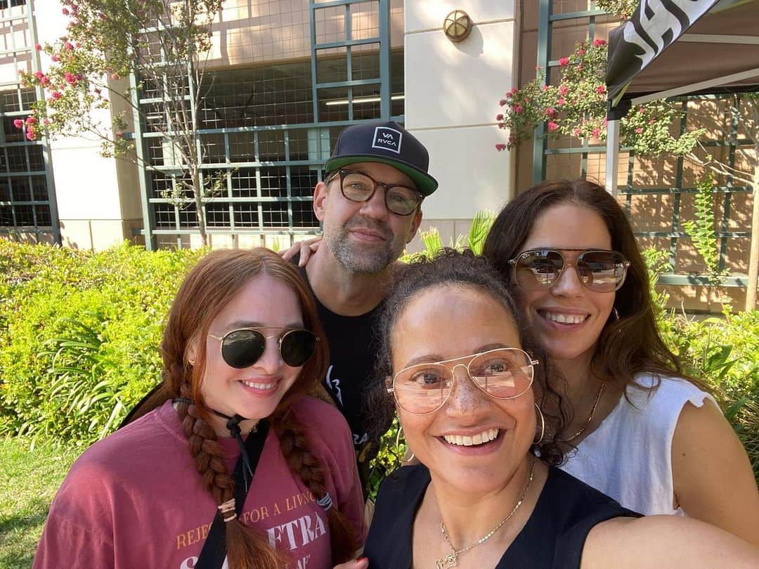 アナ・オルティスのインスタグラム：「We out here!!! #wgastrong #sagaftrastrong #CantStopWontStop @itisijudyreyes1 @trishalafache @toddgrinnell」