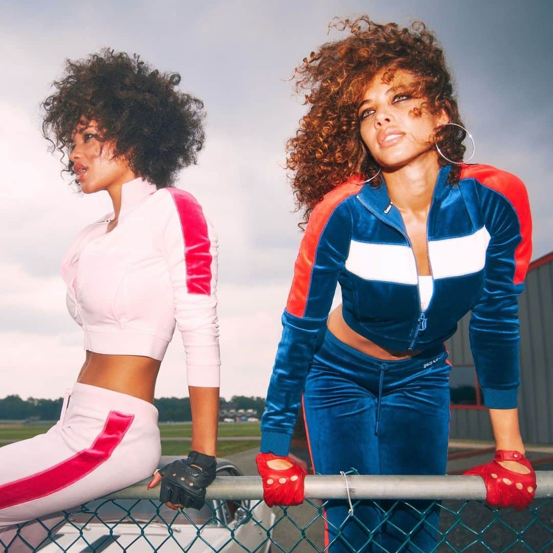 ジューシークチュールのインスタグラム：「Stripe right #JuicyCouture」