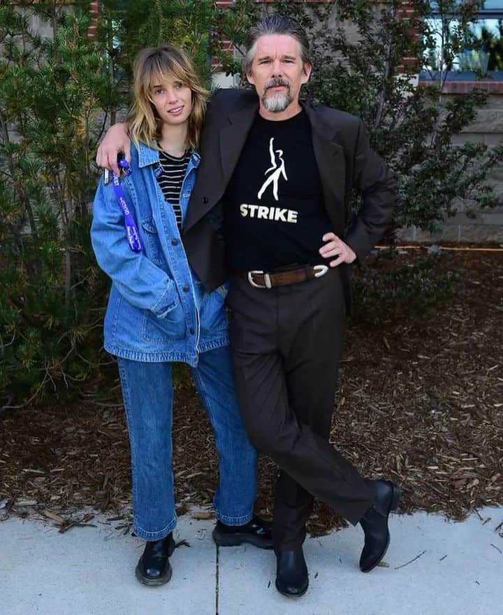 フライのインスタグラム：「@ethanhawke in the Austin Jodhpur at the Telluride Film Festival. ⁣ ⁣ Styled by: @mjonf」