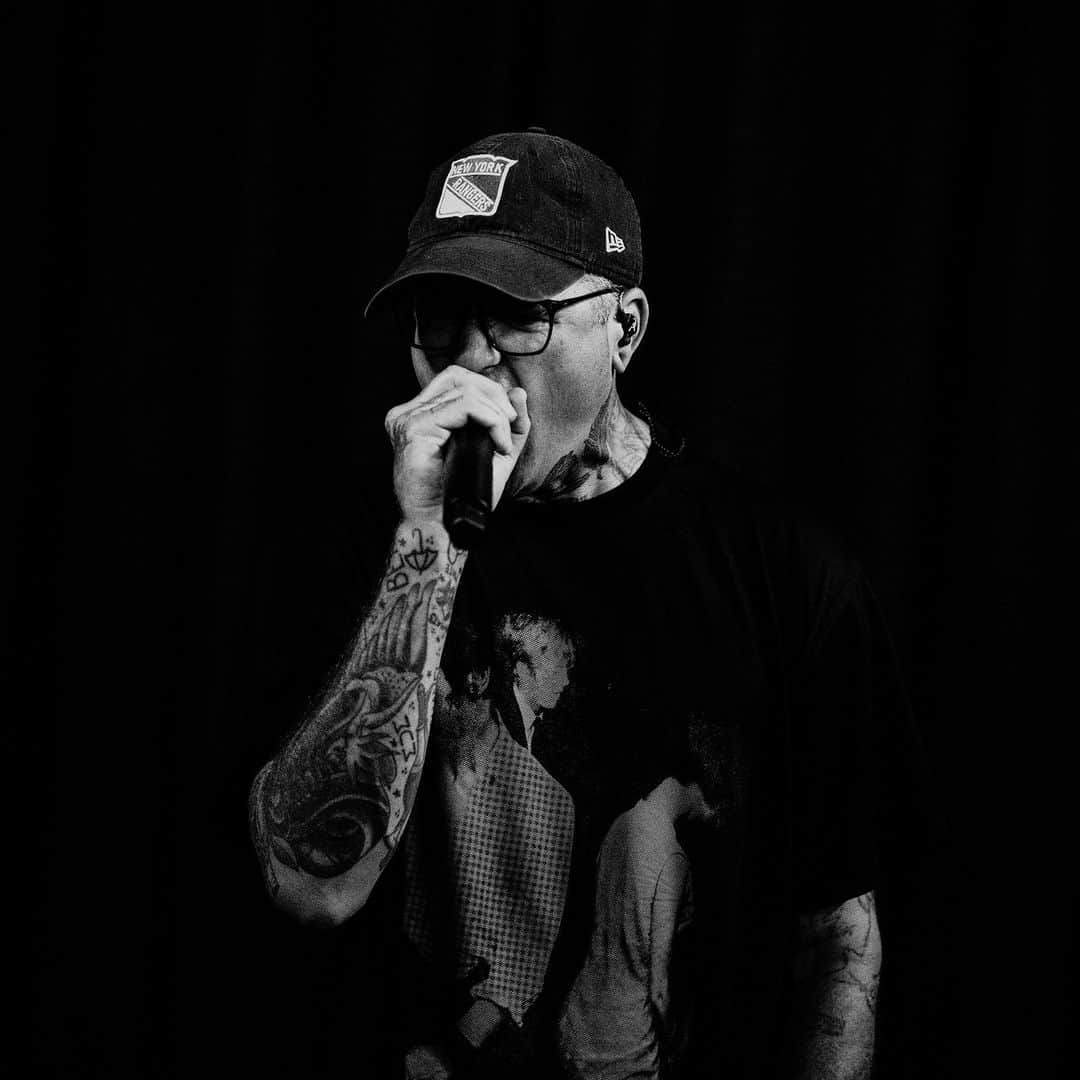 The Amity Afflictionのインスタグラム：「Rehearsals are done and dusted. @blueridgerockfest tomorrow and then Monsters of Oz begins. LFG 🔥  🎫 theamityaffliction.net 📸 @tomise」