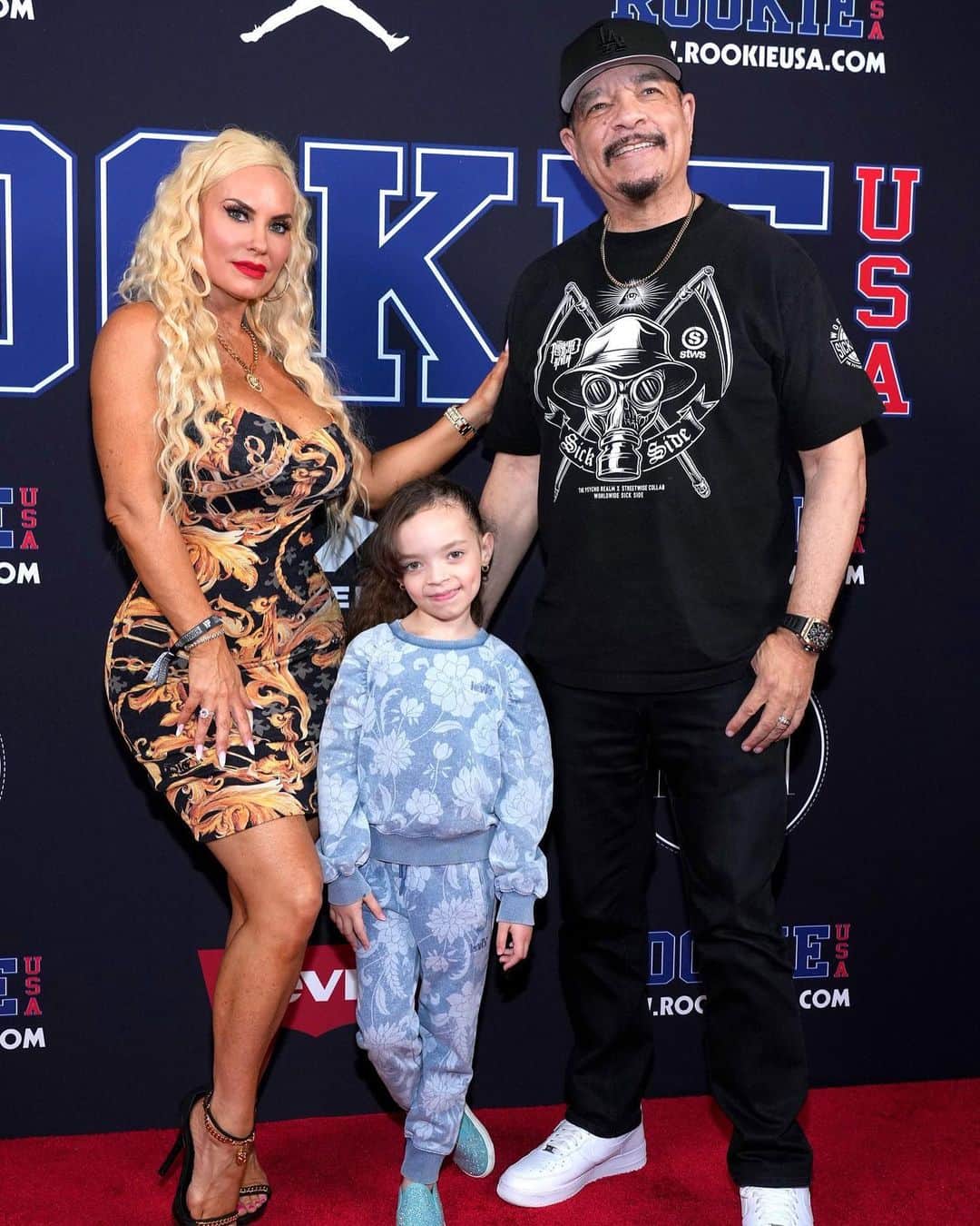 People Magazineさんのインスタグラム写真 - (People MagazineInstagram)「Ice-T's daughter is a New York Fashion Week model! 💕 The Law & Order: SVU actor's 7-year-old daughter Chanel Nicole was photographed walking down the runway at the 13th Annual Rookie USA Fashion Show. Swipe for her adorable pose and tap the link in our bio for the full story. |📷: Bennett Raglin/Getty, Kristina Bumphrey/Shutterstock」9月9日 6時29分 - people