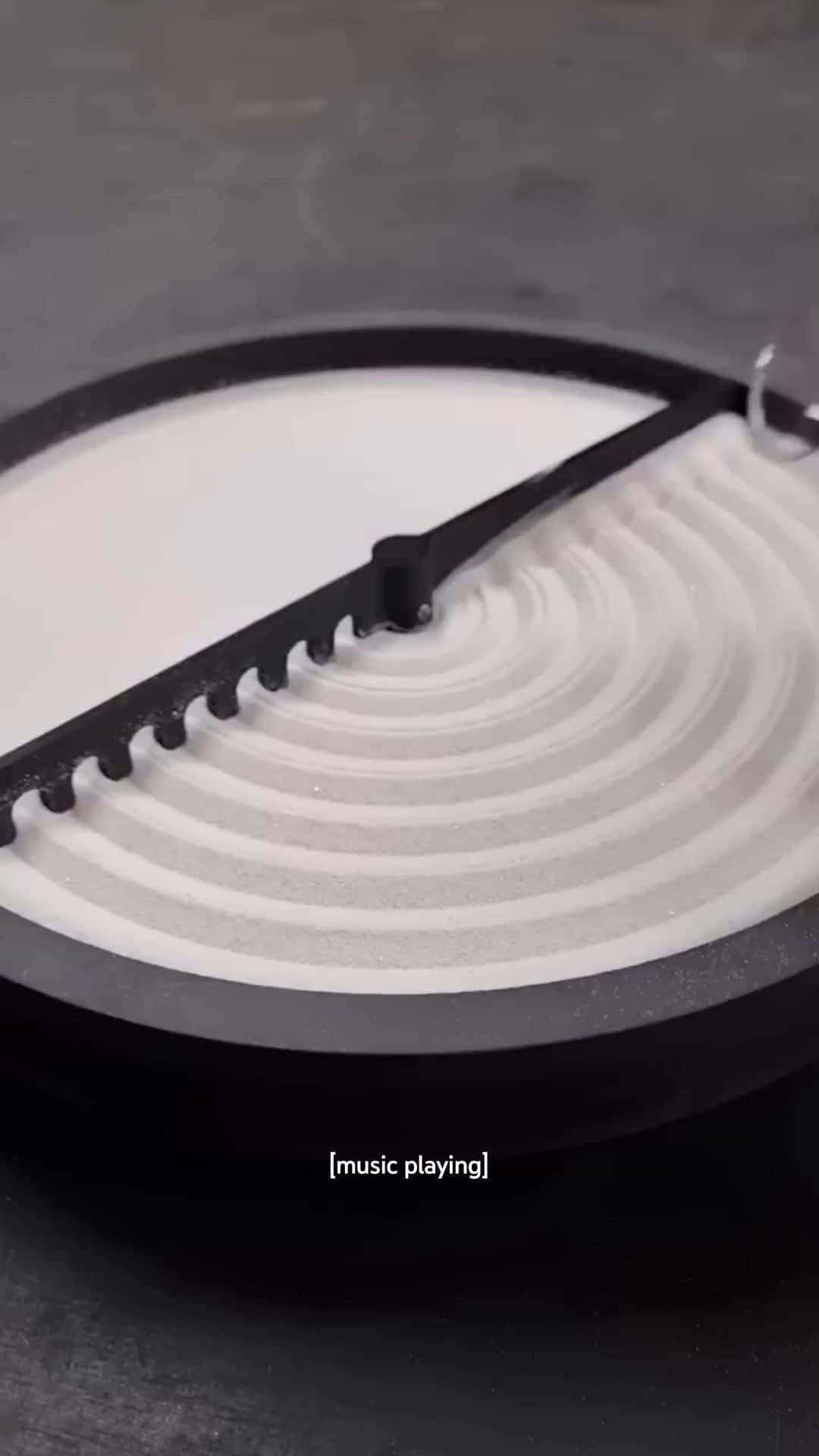 YouTubeのインスタグラム：「a much needed dose of zen from @daniel_de_bruin」