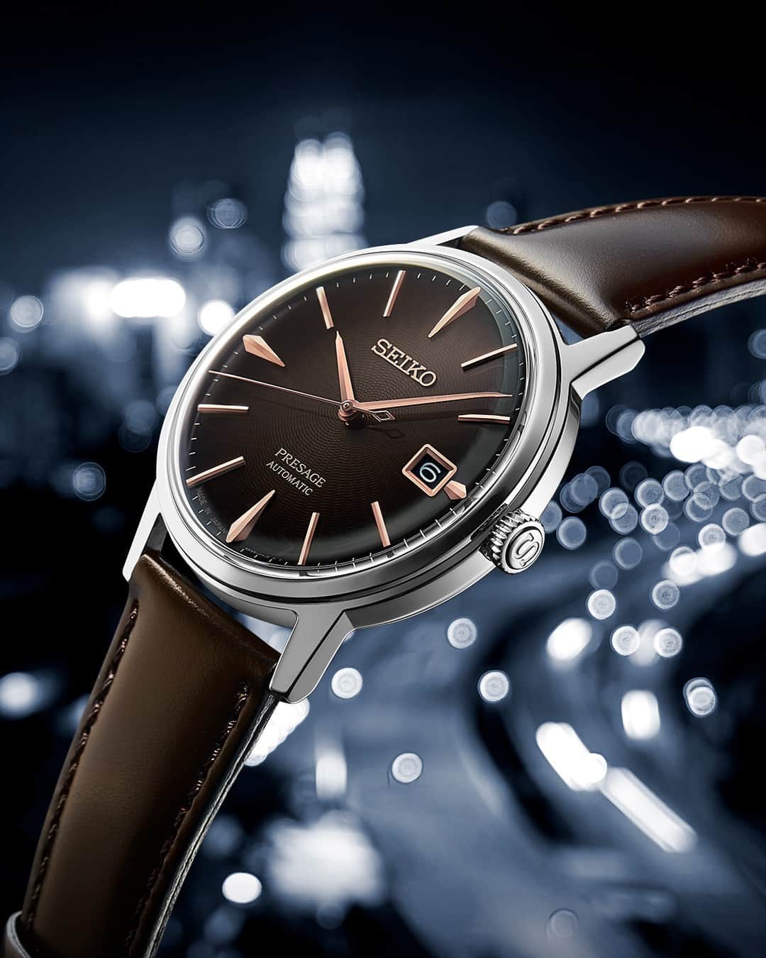Seiko Watchesのインスタグラム：「Coffee Time? ☕ - Seiko Presage Cocktail Time takes your look from day to night with its Tokyo cocktail lounge-inspired style. #SRPJ17 eases us into the weekend with its gradated gray/brown dial inspired by the Irish Coffee cocktail. Cheers to you and your new Seiko timepiece!   #Seiko #Presage」
