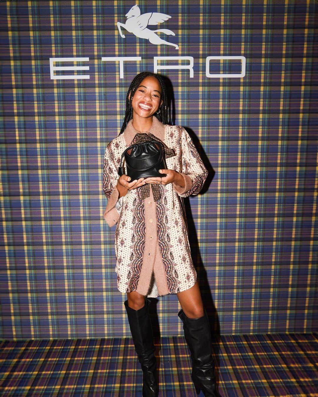 エトロさんのインスタグラム写真 - (エトロInstagram)「Celebrating the launch of the #EtroSaturno bag at our boutique in Madison Avenue in New York City.」9月9日 23時00分 - etro