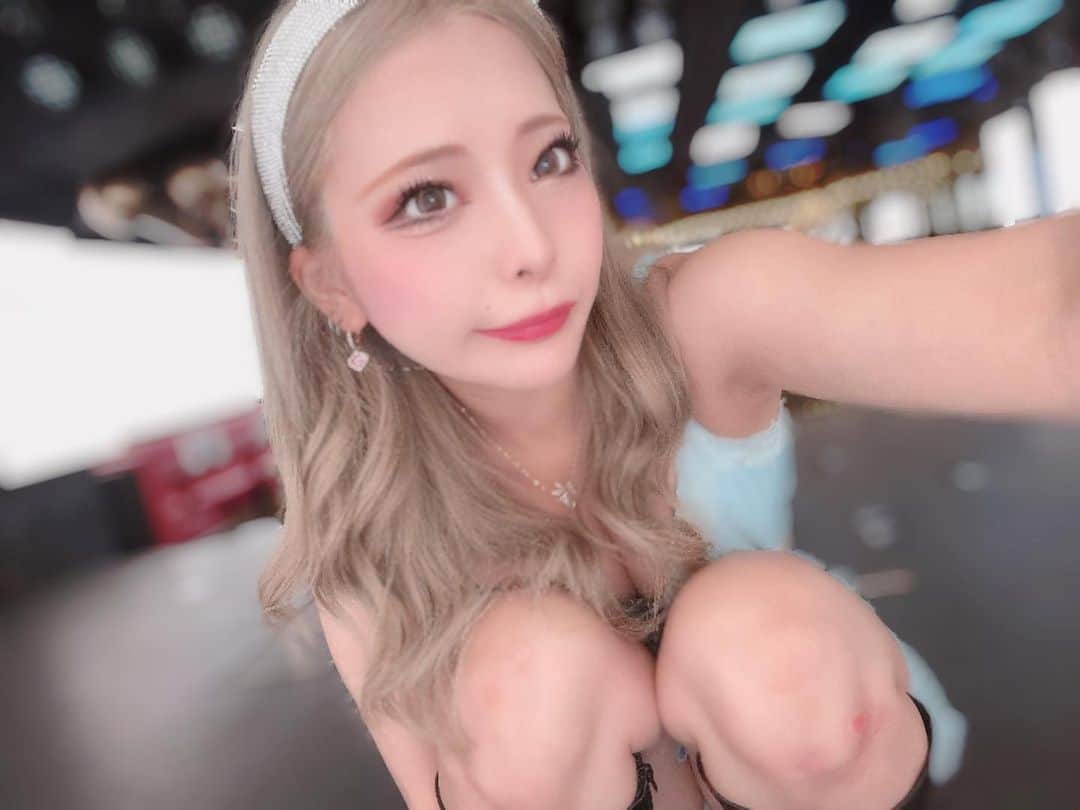 ありえのインスタグラム：「💙💖💙💖💙 : : : . .  #バーレスク大阪 #バーレスク東京 #バーレスク大阪ありえ #北新地 #インスタ映え #ホスト  #韓国メイク  #童顔女子  #実物とは異なります   #burlesqueosaka  #burlesquetokyo」