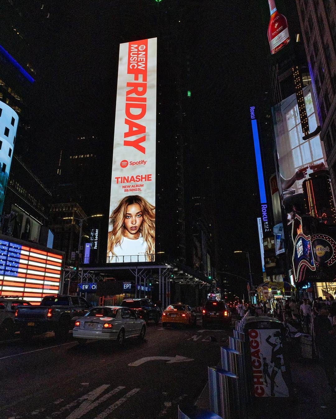 ティナーシェのインスタグラム：「Scenes from NYC 🔥  @spotify」