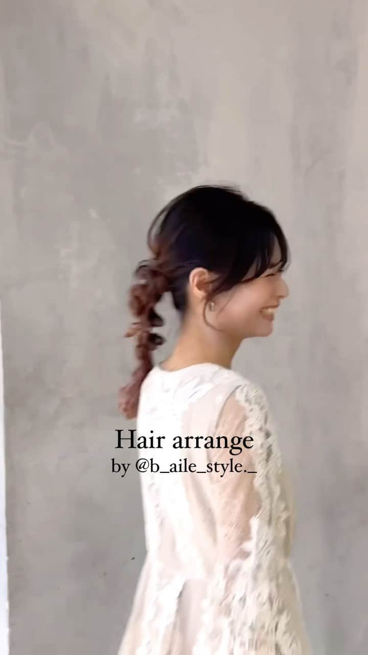 NATSUMI/渋谷店のインスタグラム：「@b_aile_style._ 結婚式のヘアセット💕 ありがとう！めっちゃお気に入り！！！  #結婚式ヘアアレンジ #アレンジ #編み下ろし」