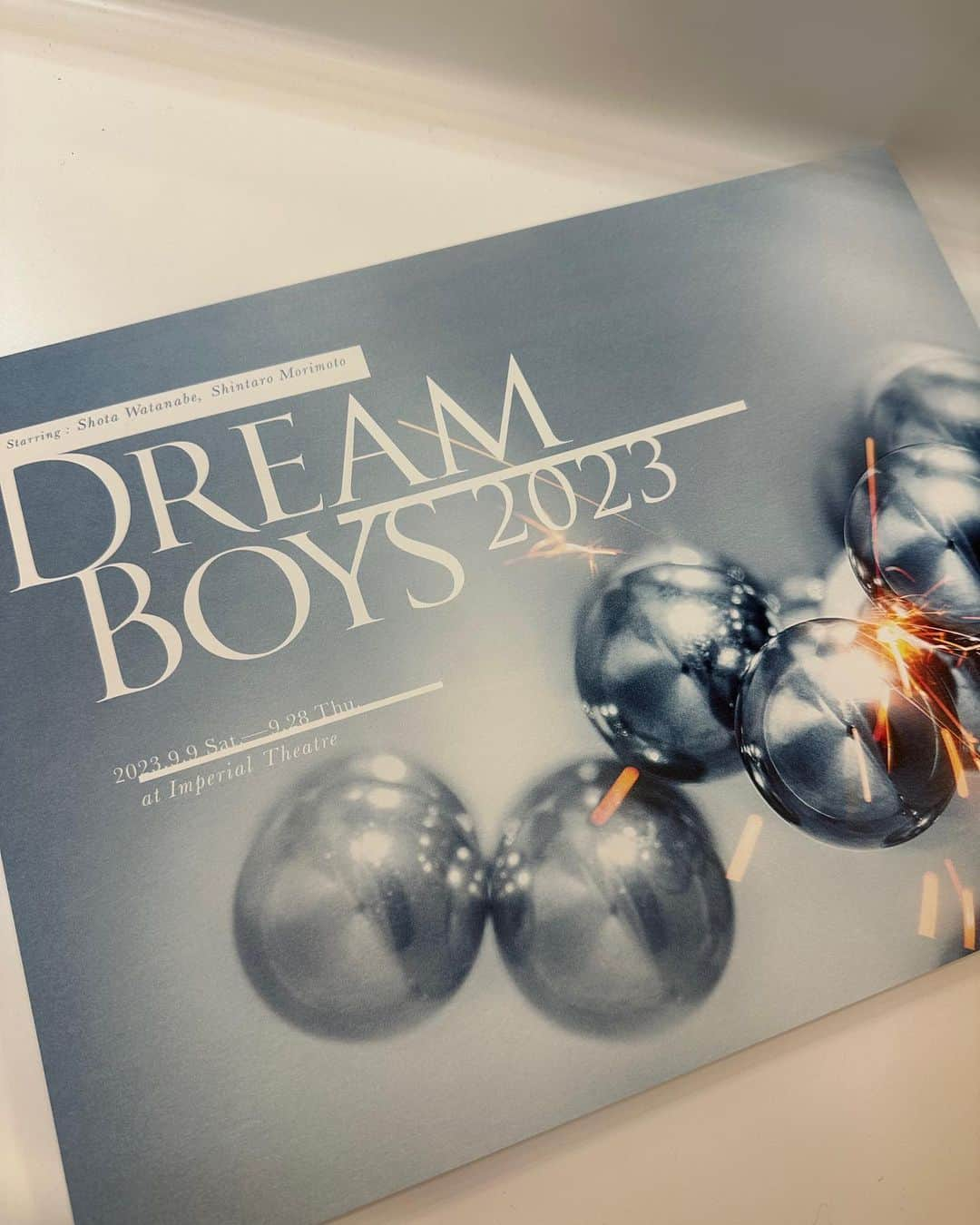 紫吹淳さんのインスタグラム写真 - (紫吹淳Instagram)「2023  DREAM BOYS  初日の幕が開きました 又　新しくなったDREAM BOYS で沢山のお客様の笑顔がみれますように…いざ出陣！ ジャニーズ君達にエールを送りながら… #DREAMBOYS #渡辺翔太　さん #森本慎太郎　さん #鳳蘭  さん #7men侍  #少年忍者」9月9日 18時25分 - jun_shibuki_official