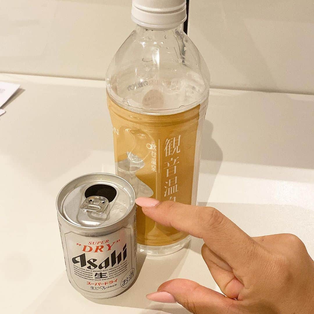 仁科仁美のインスタグラム：「家でちょこっと飲みのこのサイズ♡  他のビールも出ないかなー？？  ふと思った夏の終わりを感じる夜♡  #135ml #ビール」