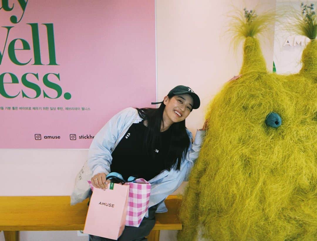 青野楓のインスタグラム：「@amuse でお買い物してきた🤍 in 韓国です🇰🇷」