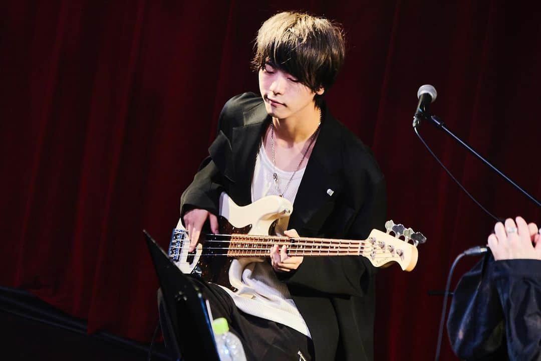 圭吾のインスタグラム：「横浜ビルボード サンキューでした🤘 残すは大阪13日！！」