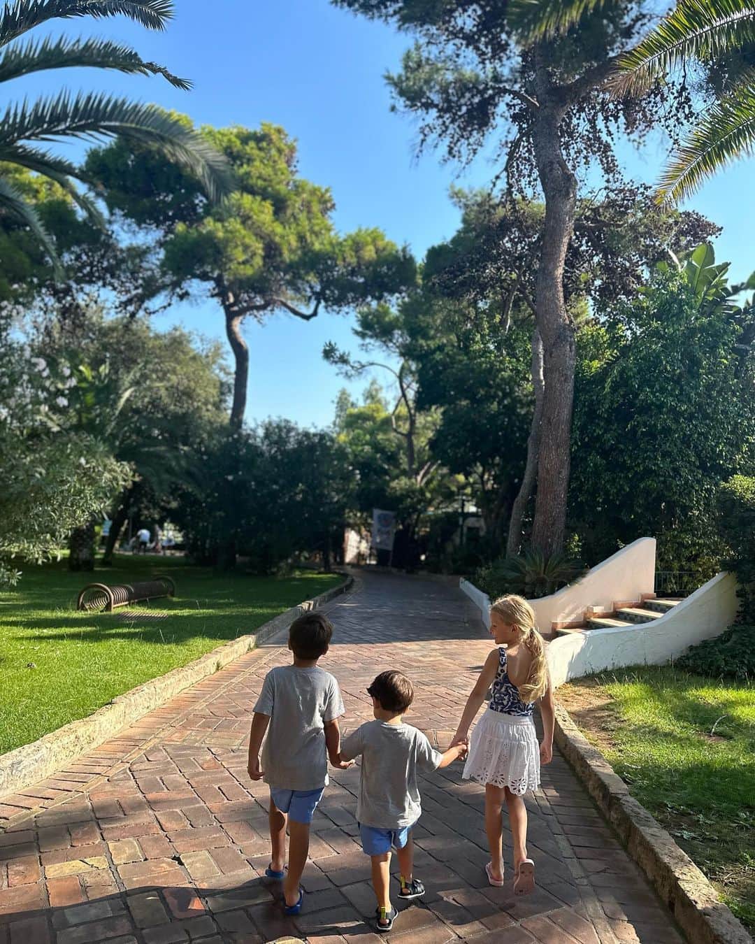 ナタリア・ベッカーのインスタグラム：「Infinitamente mais 💙」