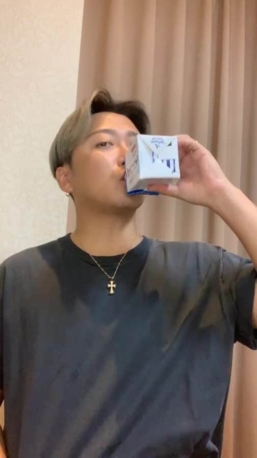 大野雄大のインスタグラム：「マッスル大漁飯直前配信」