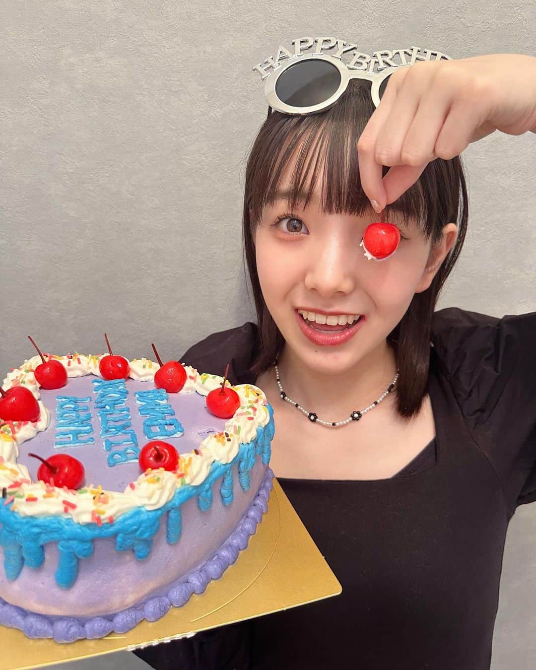 桜井えまさんのインスタグラム写真 - (桜井えまInstagram)「· 16🎂 ケーキいっぱい食べれて幸せ~彡  ・  #16th  #cake  #fyp  #桜井えま  #birthday」9月9日 19時35分 - emma_sakurai_official