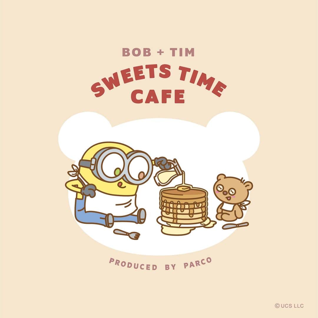 ミニオンのインスタグラム：「💛🧸🥞🤎🍿🧸💛 　　　BOB+TIM 　SWEETS TIME CAFE 💛🧸🧁🤎🍌🧸💛  いつでもキュートなボブと🍌 くまのぬいぐるみのティム🧸  いつも一緒のふたりと 特別なひとときを楽しむ✨ #コラボカフェ が期間限定OPEN🍀  なかよしボブ＆ティムがいっぱいのカフェで かわいいお揃いメニューをみんなでシェアしよう♪ 併設のショップではBOB+TIMグッズも販売🎁  渋谷パルコ　9/22～ 名古屋パルコ　10/13～スタート☕ カフェの事前予約チケットも販売いたします🛋  ╭Ꙭ╮詳しくは #ボブティムカフェ で検索 #渋谷パルコ #名古屋パルコ #ボブティム #ミニオン #MINION」
