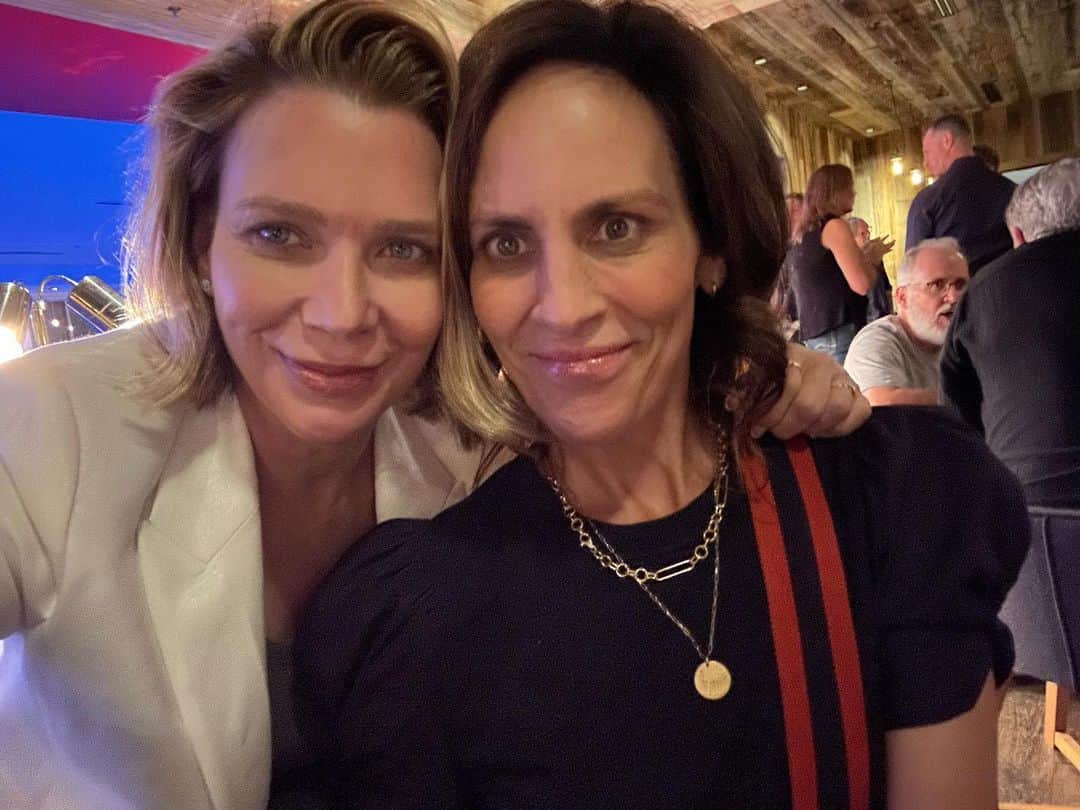 アナベス・ギッシュのインスタグラム：「Holden and Gish in the house!  #philefest2023」