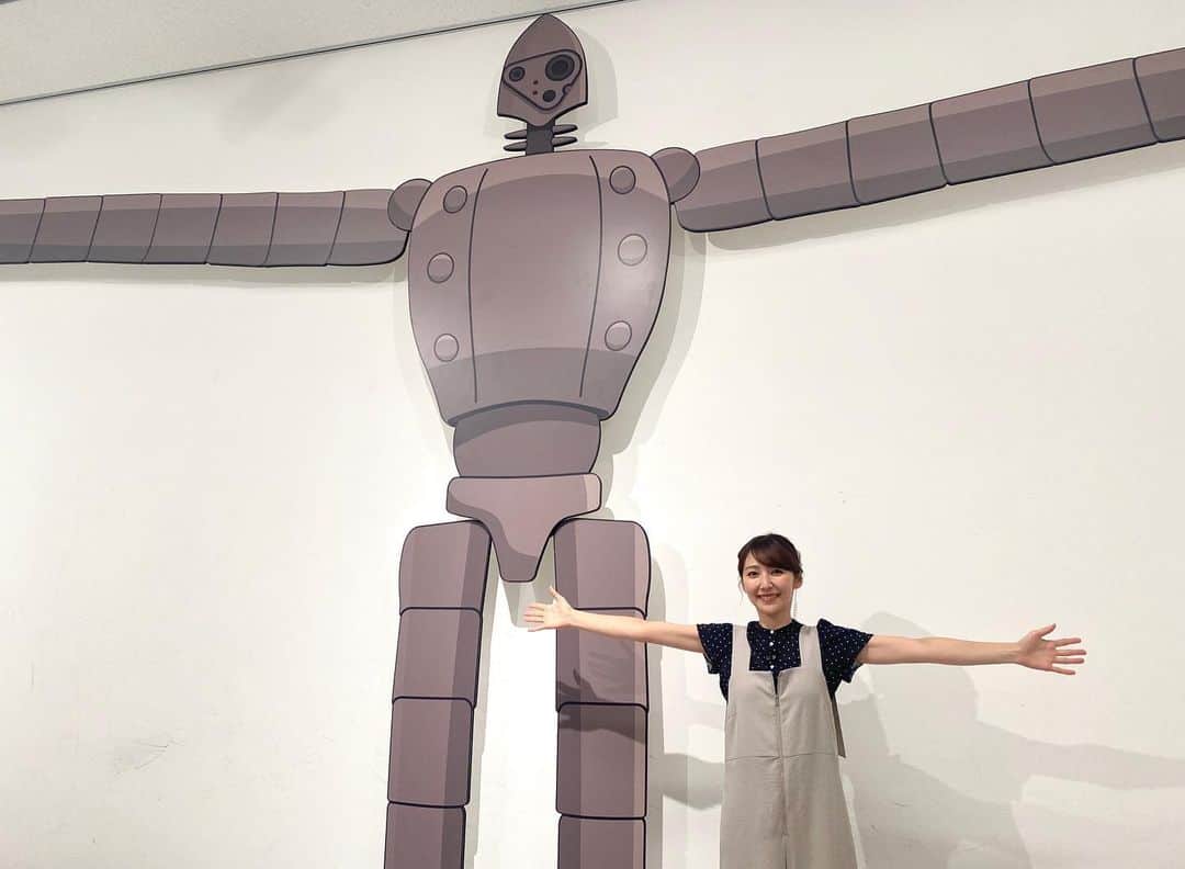 テレビ西日本「Cubetnc」さんのインスタグラム写真 - (テレビ西日本「Cubetnc」Instagram)「本日の放送もご視聴頂き ありがとうございました😊  日本のロボットアニメのイラストや緻密な設定、 資料などを見ることができる展覧会　 「日本の巨大ロボット群像」が始まりました。  懐かしいロボットの知らなかった情報が満載です。 福岡市美術館で11月12日まで開催しています🤖✨  #福岡newsファイルcube  #日本の巨大ロボット群像  #福岡市美術館  #橋本真衣 #橋本真衣アナウンサー」9月9日 12時28分 - cubetnc