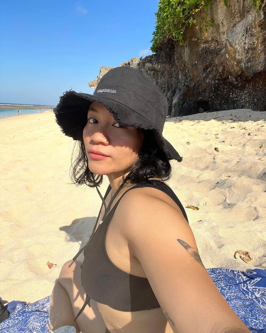 Putri Anindyaさんのインスタグラム写真 - (Putri AnindyaInstagram)「Visual dump on my last two weeks in Bali without edits //   had like 1000+ of new memories on my phone. Crazy how time flies so fast I didn’t realize that it’s been 14 days. Thanks to the good friends that I have here who made every seconds of being here precious.   Location :  1. Pererenan Beach 2. Melasti Beach 3. Blue Point (Suluban) beach 4. Nyangnyang Beach 5. Melasti Beach 6. Nyangnyang Beach 7. blue point beach 8. Nyangnyang Beach 9. Flowerboy seseh  10. Jimbaran Beach  Thanks for the photograph of me here by @matthewdjoevan @nyimaslaula 🫶🏼」9月9日 12時33分 - puanindya