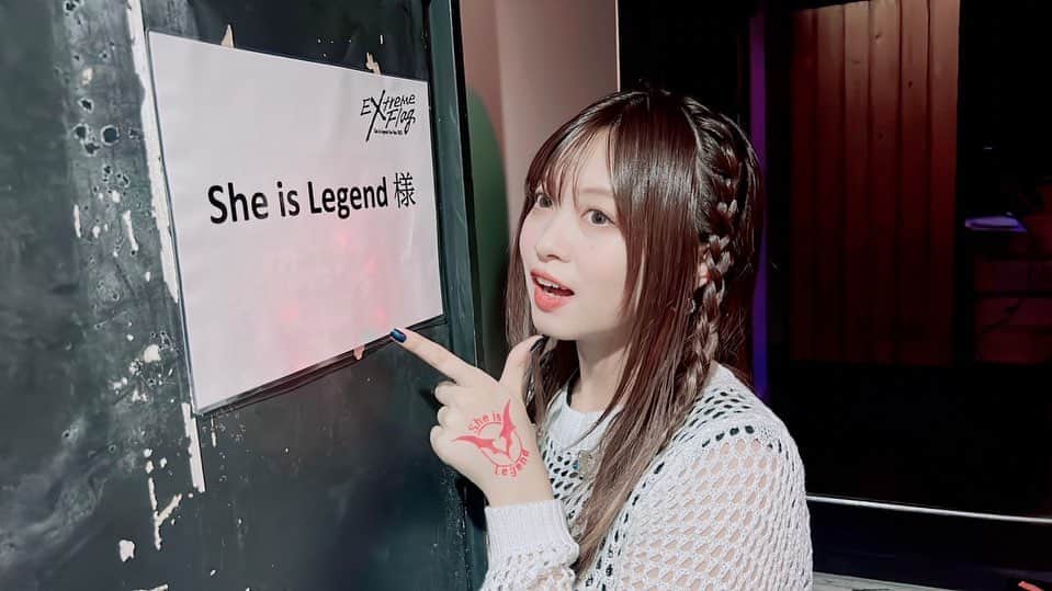 鈴木このみさんのインスタグラム写真 - (鈴木このみInstagram)「『She is Legend Live Tour 2023 #ExtremeFlag 』  初日大阪公演。有難うございました！  東京で新しく出来た仲間と共に、生まれ育った街へ帰れたこと。とても心強くてとびきり嬉しかったです。  明日は福岡公演！首をしっかりケアします🫠  #シーレジェ #ヘブバン #鈴木このみ」9月9日 13時02分 - konomin_official