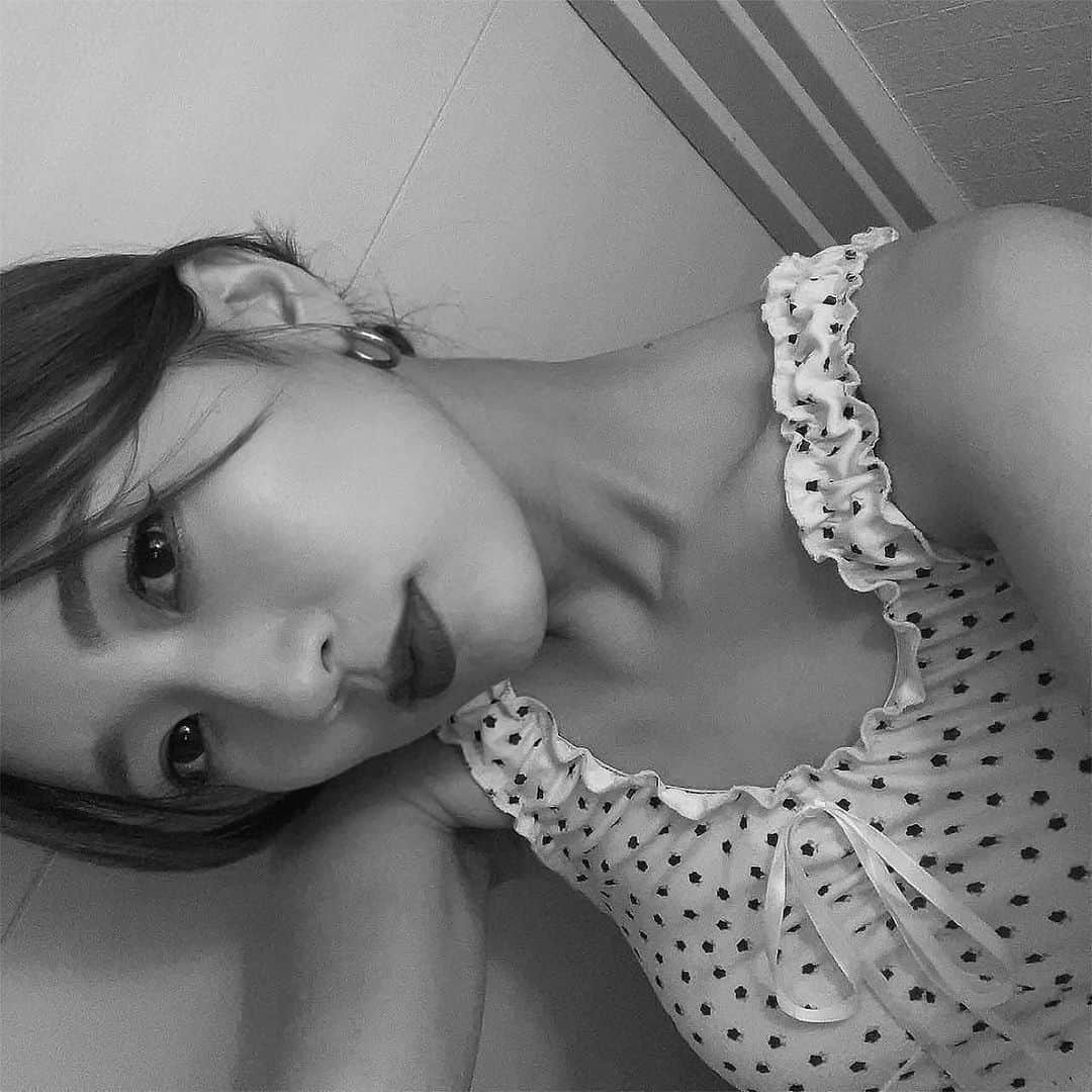 上野 紗也加のインスタグラム：「誰が着るんやみたいな👶サイズのふく」