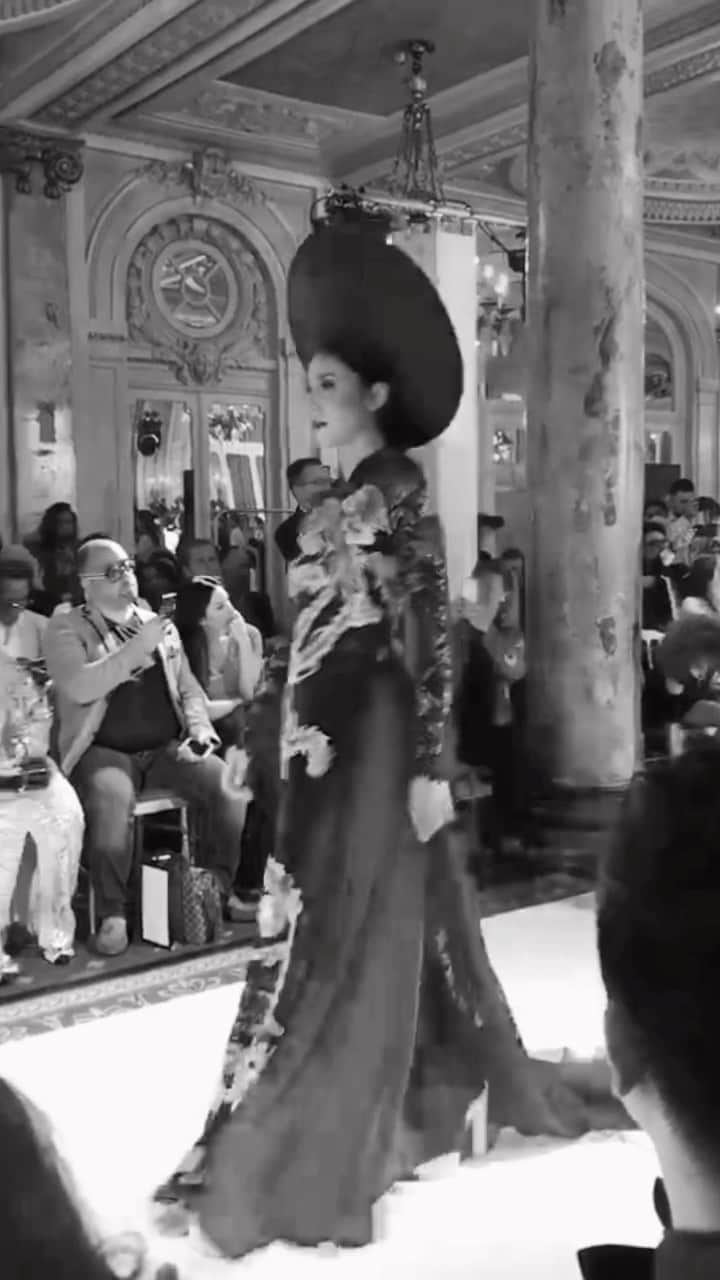 森理世のインスタグラム：「Runway files 📂」
