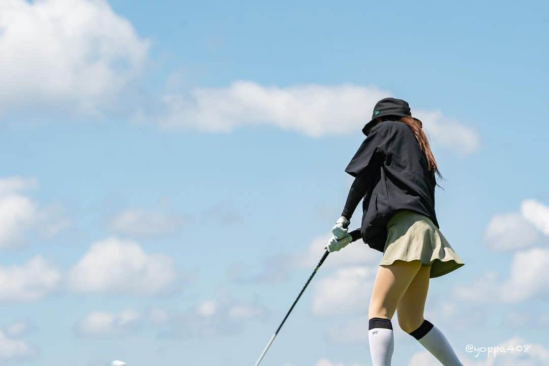 SARAKIMISAKIさんのインスタグラム写真 - (SARAKIMISAKIInstagram)「空の中にいるみたいな写真🩵🤍  今度コンペを開催するゴルフコース！！  📍ABCいすみゴルフコース @abcisumigc   Photo @yoppa408   . . . . . #ゴルフ #ゴルフ女子 #ゴルフウェア #ゴルフコーデ #ゴルフ女子コーデ #ゴルフ場  #ゴルフ好きな人と繋がりたい #ゴルフ好き #golf #golfwear #golfswing #golfwear #golffashion #golfstagram #골프 #골프스타그램 #골프장 #라운드 #골프스윙  #高尔夫球 #高尔夫 #กอล์ฟ」9月9日 13時54分 - misarasara.golf