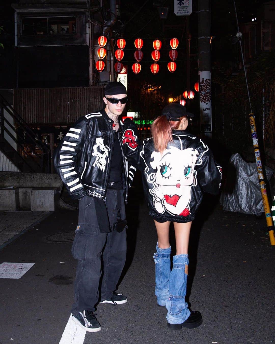 MARISさんのインスタグラム写真 - (MARISInstagram)「My favorite Betty chan Jacket ❤️ Shibuya hopping with my brother P from Europe.🌎 New @marristea_vintage boots cover of this year is version up 🔝 ❤️  Loafer: ＠revolve @alexanderwangny  #revolve #revolveambassador #revolveme #リボルブクロージング」9月9日 14時03分 - marristea