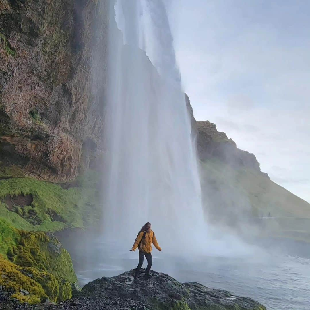 ゾーイ・クラークさんのインスタグラム写真 - (ゾーイ・クラークInstagram)「Iceland photo dump. After what has been a very challenging year, this trip has given me the mental break I needed. The jampacked days certainly didn't give me a physical break, but I am home feeling mentally refreshed and in awe of all the amazing sights I've seen in a truly beautiful country. 🇮🇸 🌋 🏔 🧊  #iceland #holiday #travel #europe #outdoor #glacier #glacierlagoon #waterfall #volcanos #diamondbeach」9月9日 15時38分 - zoey.f.clark