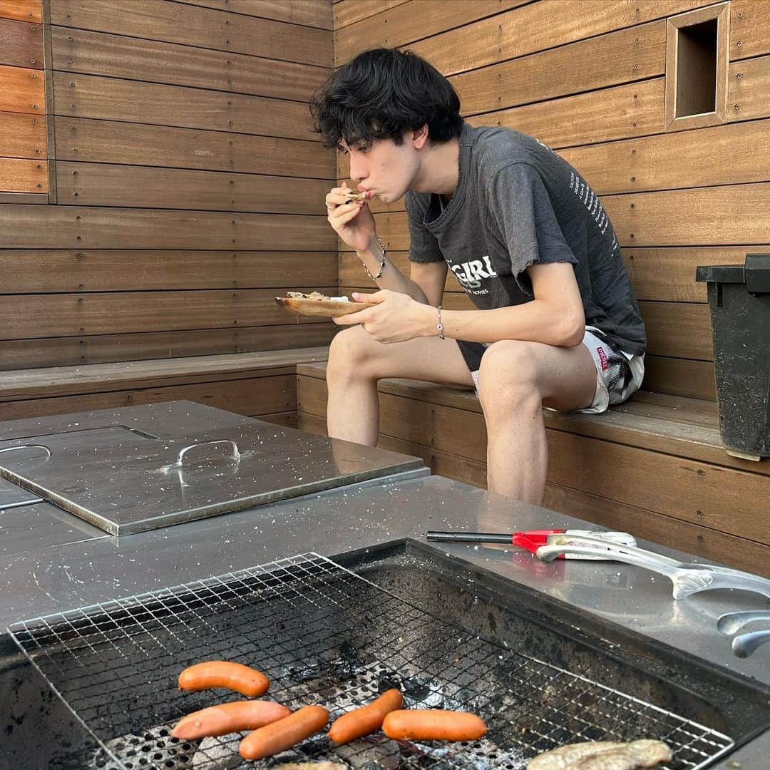 ジャン海渡さんのインスタグラム写真 - (ジャン海渡Instagram)「I'm busy everyday, but I'm enjoying my life( ✌︎'ω')✌︎」9月9日 15時56分 - jjean_naejj