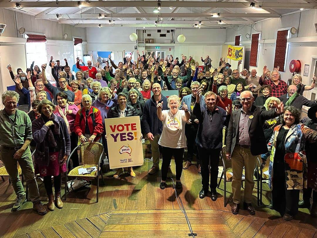 デビッド・ポーコックのインスタグラム：「Thank you Braidwood. A great conversation about the Voice to Parliament with @nardiga. It’s up to all of us to find out the facts & understand what we’re being asked to vote on. Head to the link in my bio for more information on the Voice.」