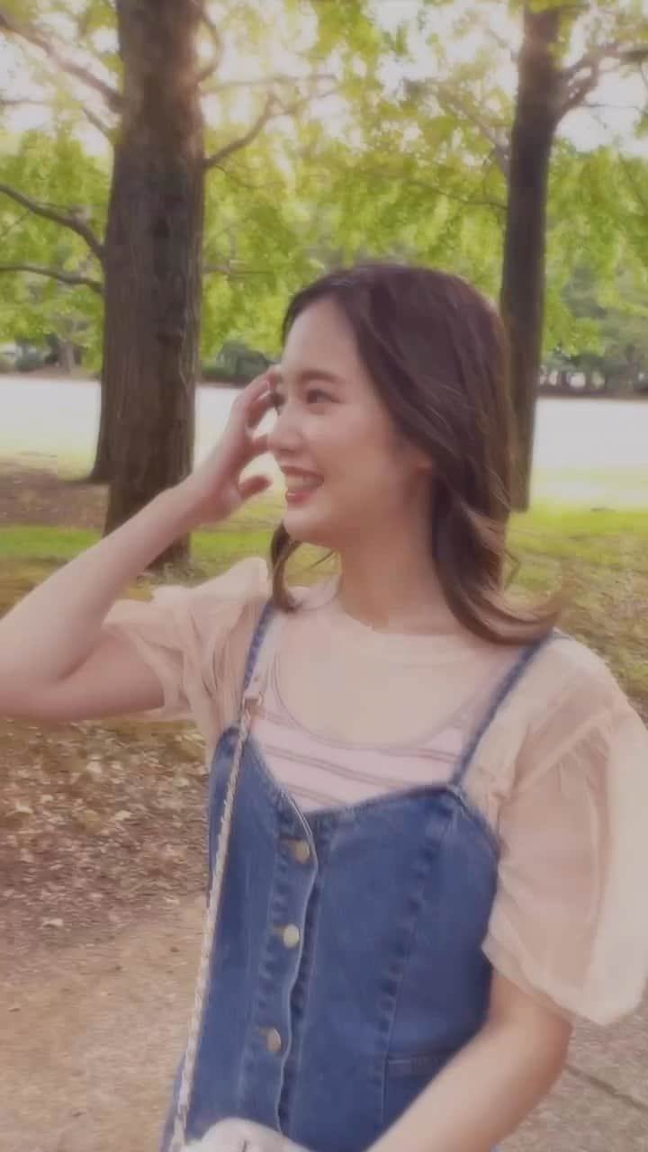 のインスタグラム：「． ． ． おさんぽ ． ．  #おさんぽ #お散歩 #公園 #彼氏目線」