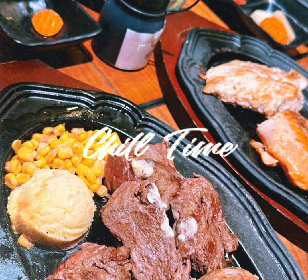 あやかさんのインスタグラム写真 - (あやかInstagram)「この間 ハラペコステーキ渋谷店の  レセプションに行ってきました🥰🥩🍴  いしいさん （　@ishiichan0325）ご招待ありがとうございます✨  ステーキはもちろん、どの料理も 美味しかったぁ🥹🥹🥹 みんなも是非行ってみてね〜❤️ . . #lunch#dinner#steak#tokyo #ハラペコステーキ#ディナー#渋谷グルメ#レセプション#ぎゃる#ぎゃるしか勝たん#夏コーデ#sheinコーデ」9月9日 16時25分 - nanan.1250