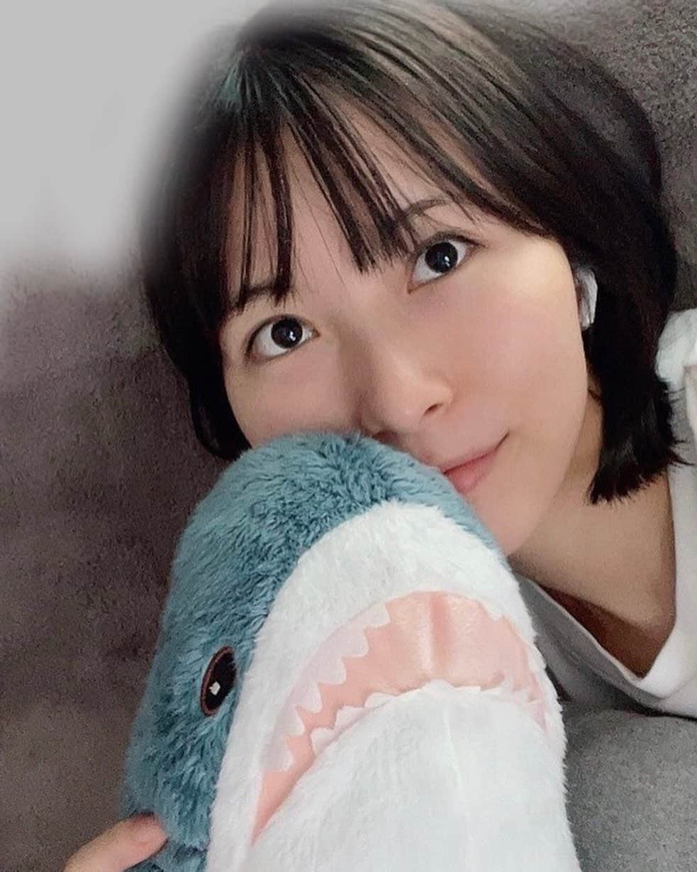 佐々木琴子さんのインスタグラム写真 - (佐々木琴子Instagram)「去年の サメ🦈」9月9日 16時18分 - sasaki_kotoko828